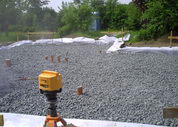 Baustelle-mit-Altglas-Daemmung.jpg